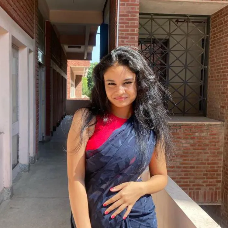 Dipanita Kulshrestha - ApnaAdda College Campus Ambassador